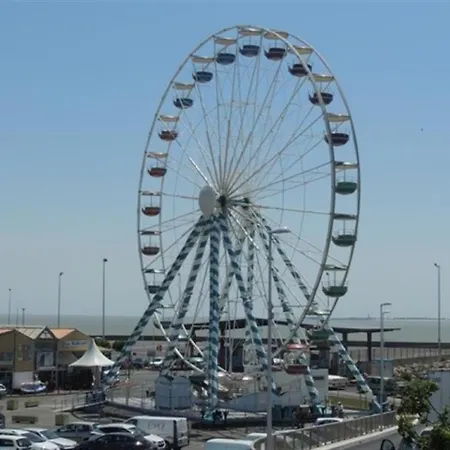 Apartment Charmant T2 A Royan Proche Marche Central - Fr-1-71-53 *